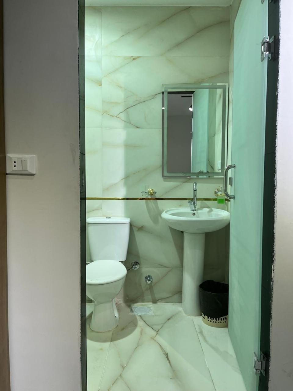 Pyramid Hotel Nazlat as Sammān Dış mekan fotoğraf