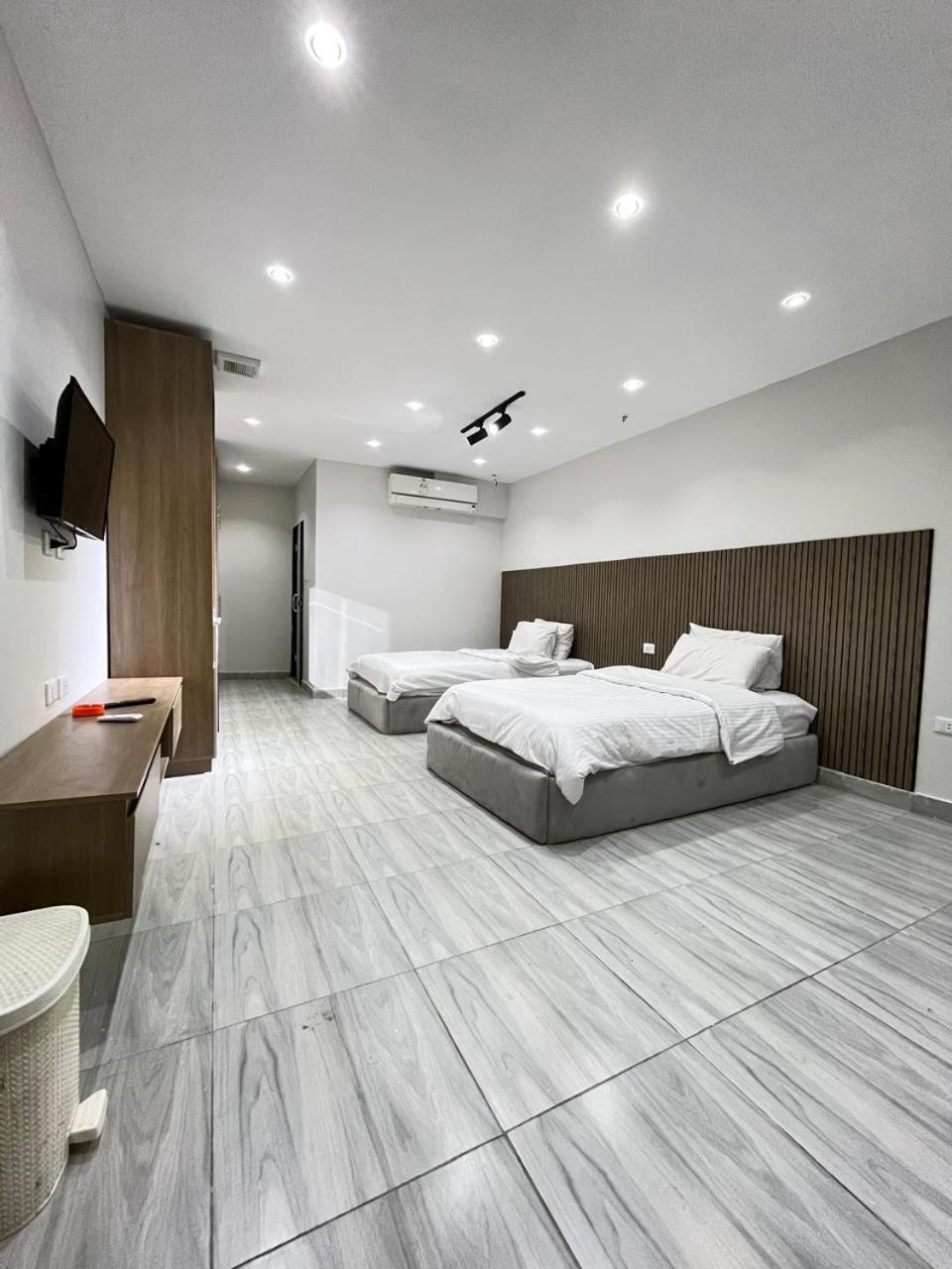 Pyramid Hotel Nazlat as Sammān Dış mekan fotoğraf