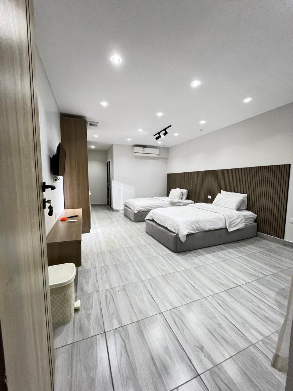 Pyramid Hotel Nazlat as Sammān Dış mekan fotoğraf